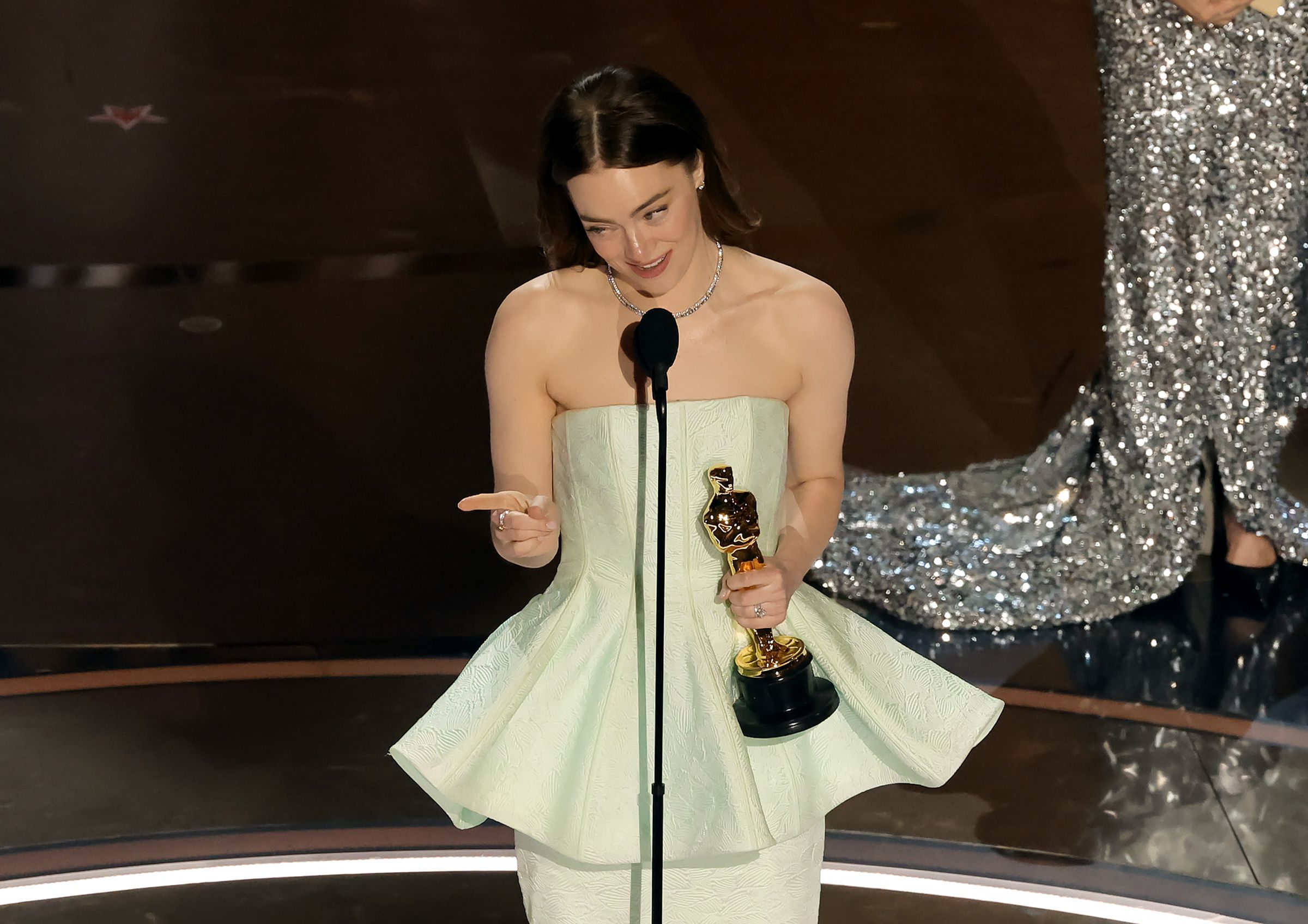 Emma Stone⁣ accepts the Best⁤ Actress award for⁣ “Poor Things” onstage during⁢ the 96th Annual Academy ⁢Awards at Dolby Theatre​ on March 10, 2024 in⁣ Hollywood,‍ California.