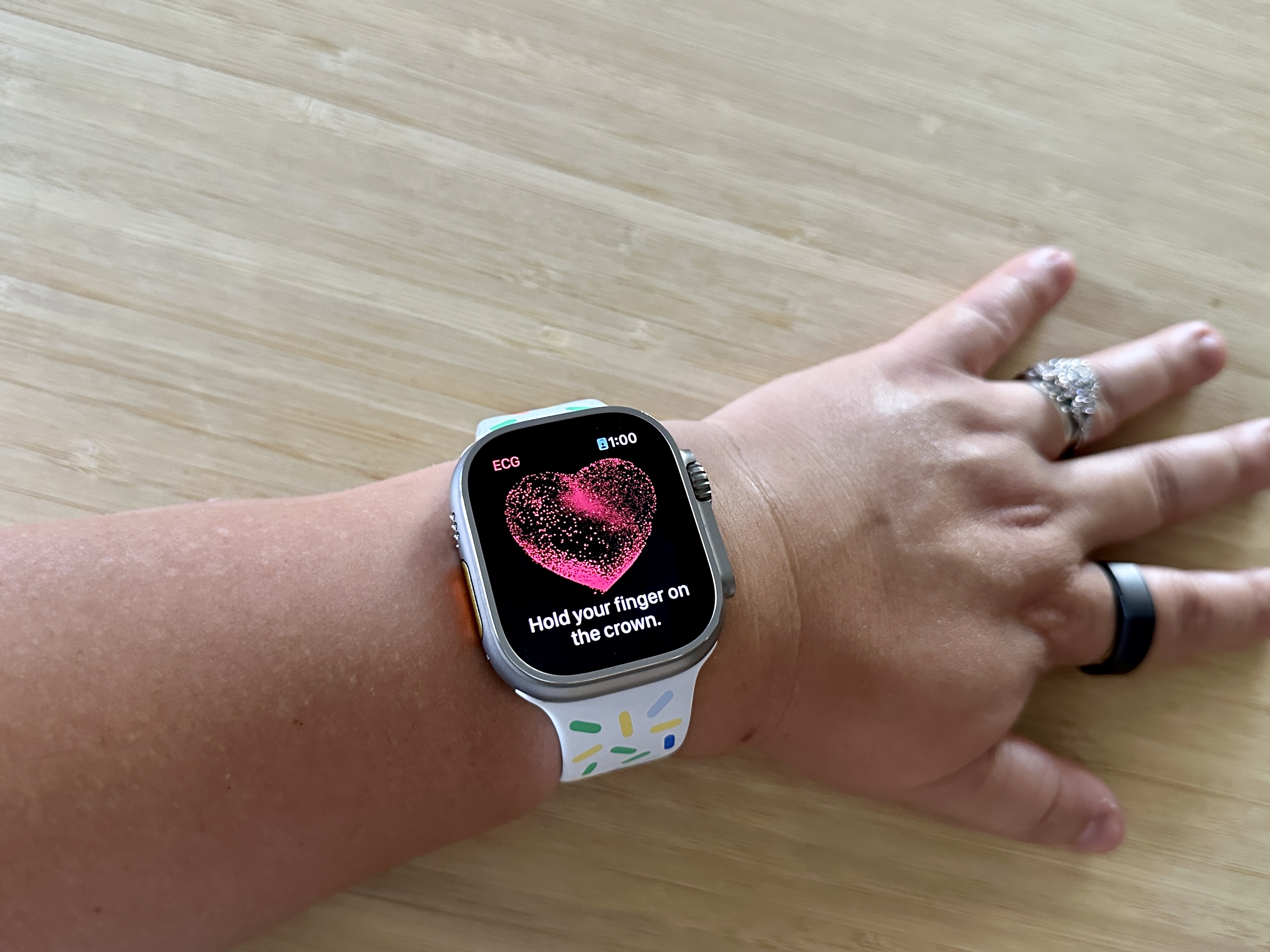 Apple Watch Ultra ECG measurement.