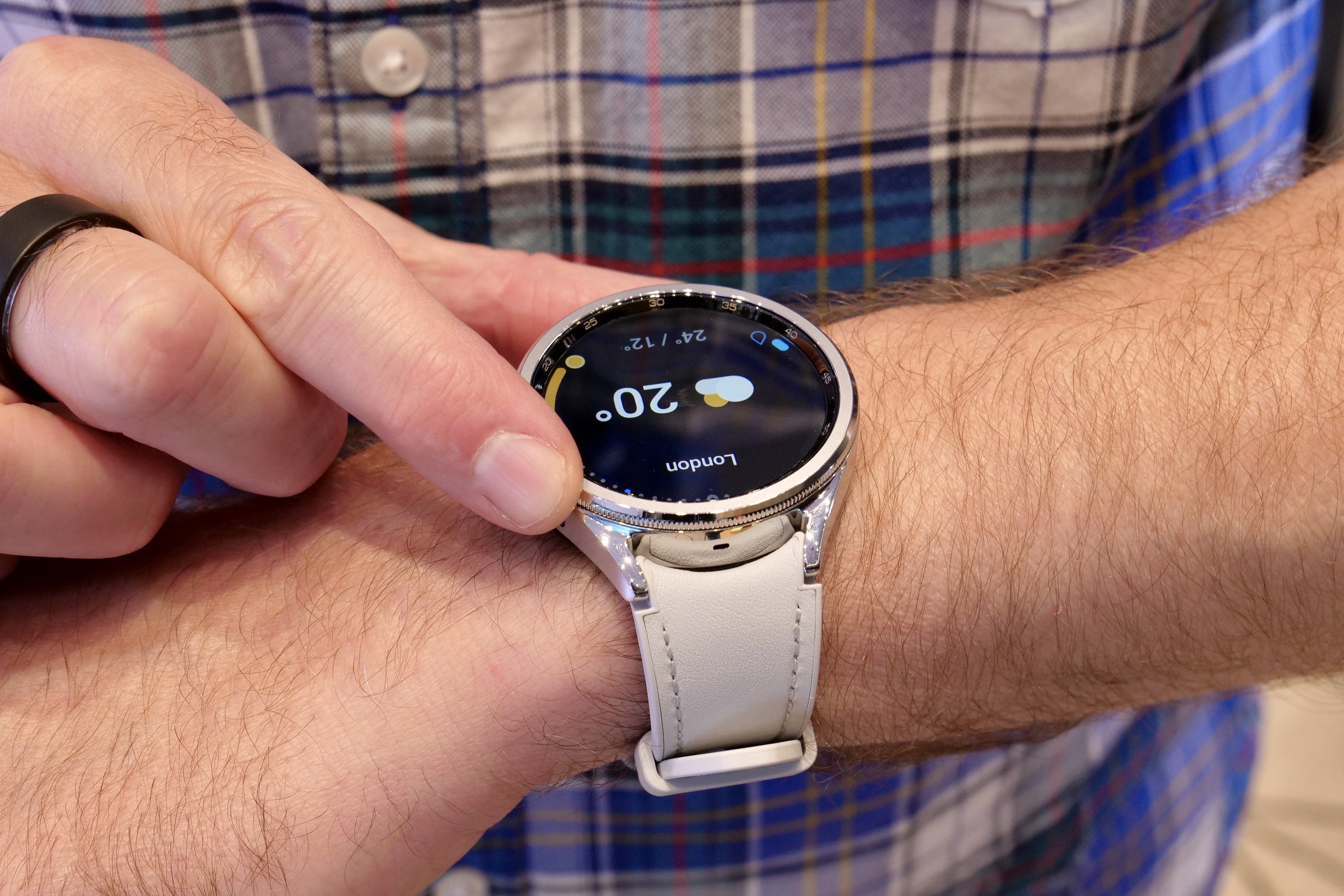 The rotating bezel on the Samsung Galaxy Watch 6 Classic.