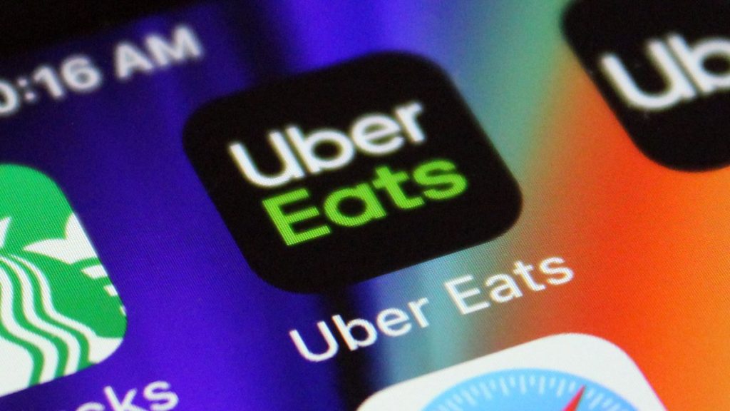 Uber Eats Introduces TikTok-Style Video Feed for Enhanced Food Discovery