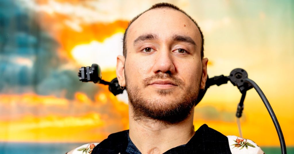 Neuralink’s First User Multitasks with Brain Implant