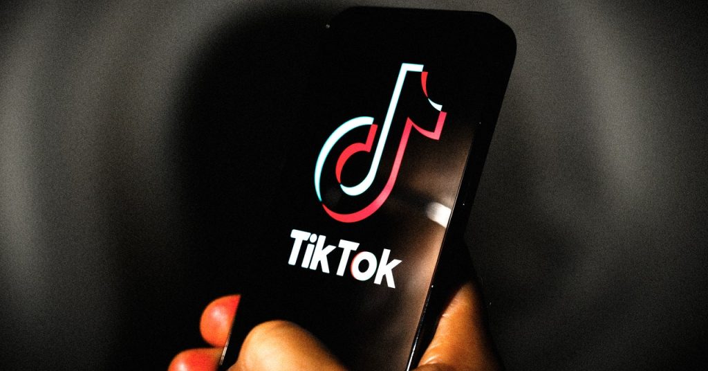 TikTok Hack Exploits DMs to Target High-Profile Users